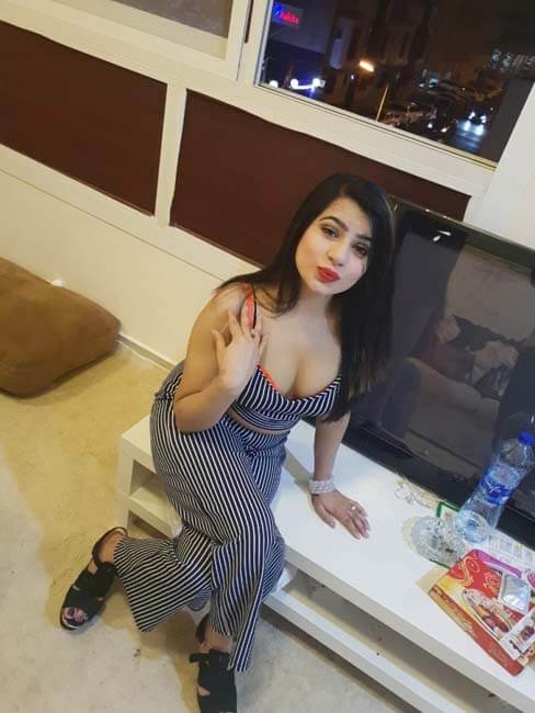 Escort Service Jahanvi In Mohan Nagar