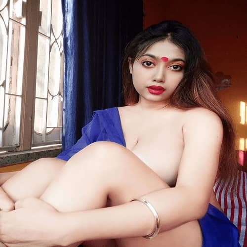 Escort Service Minakshi In Mohan Nagar