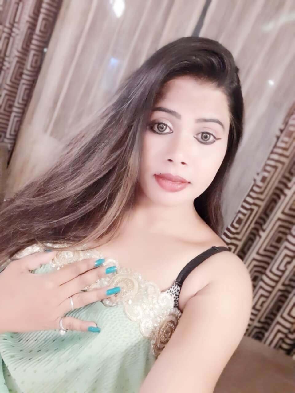Escort Service Tiya In Mohan Nagar